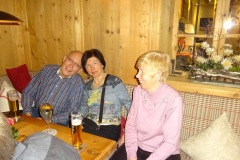 07_7-Ein-Glaeschen-in-Ehren.....